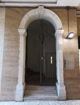 Immagine 3 di Appartamento in vendita  in Galleria del Pozzo Rosso a Vicenza
