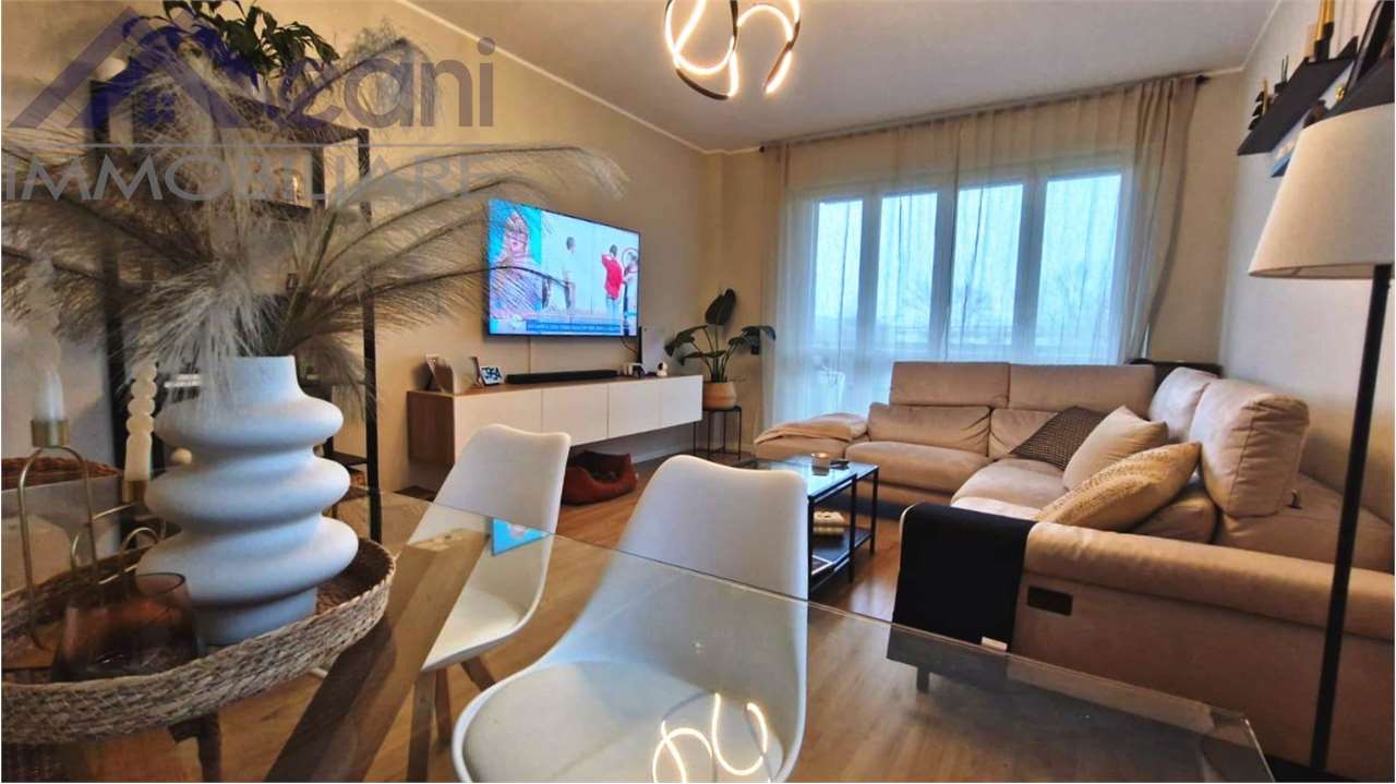 Immagine 3 di Appartamento in vendita  in Via MONETA a Opera