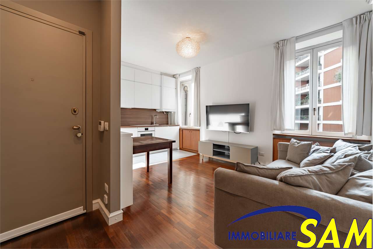 appartamento in affitto a Milano in zona Sant'Ambrogio