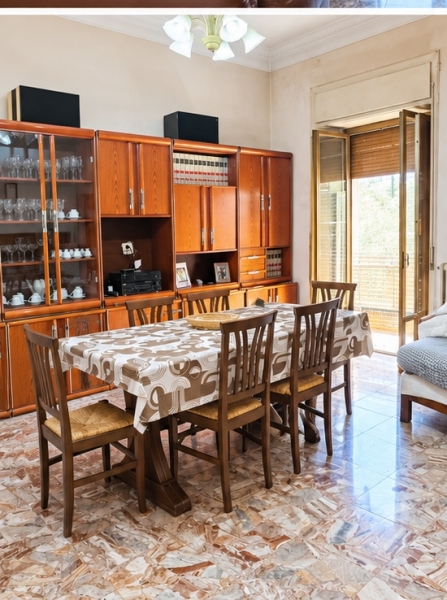 appartamento in vendita a Desenzano del Garda in zona Campeggio sul Vò
