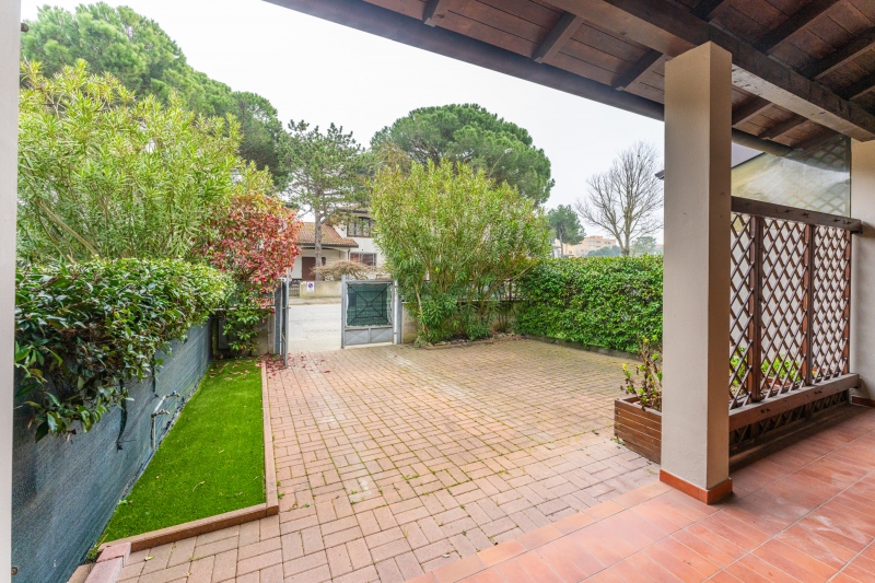 Immagine 4 di Villetta a schiera in vendita  a Comacchio