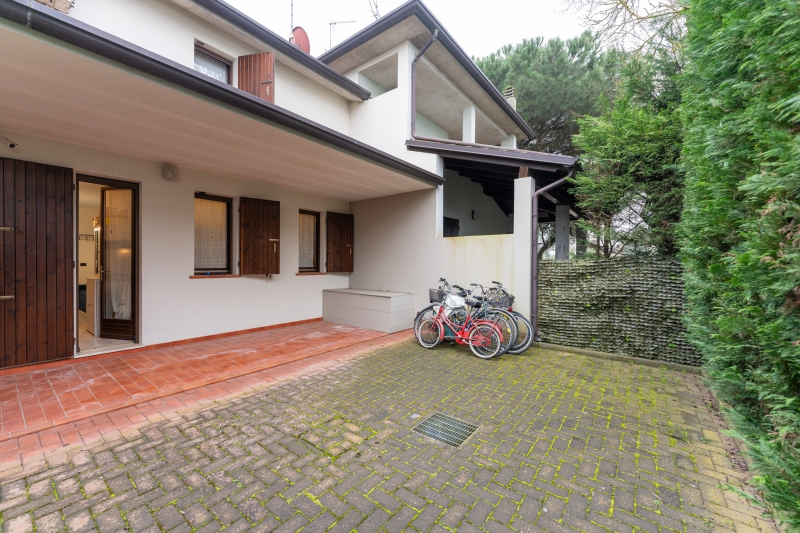 Immagine 21 di Villetta a schiera in vendita  a Comacchio