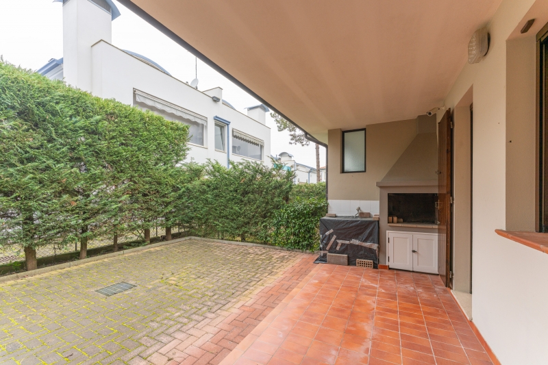 Immagine 29 di Villetta a schiera in vendita  a Comacchio