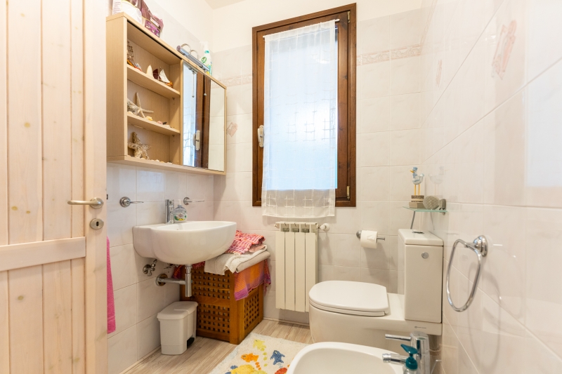 Immagine 31 di Villetta a schiera in vendita  a Comacchio