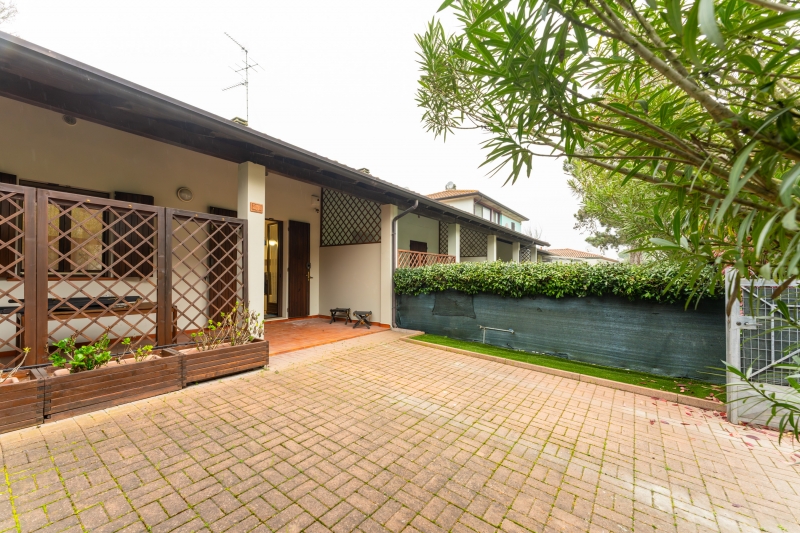 Immagine 8 di Villetta a schiera in vendita  a Comacchio