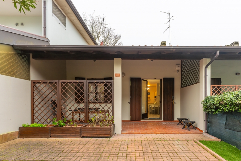 Immagine 9 di Villetta a schiera in vendita  a Comacchio