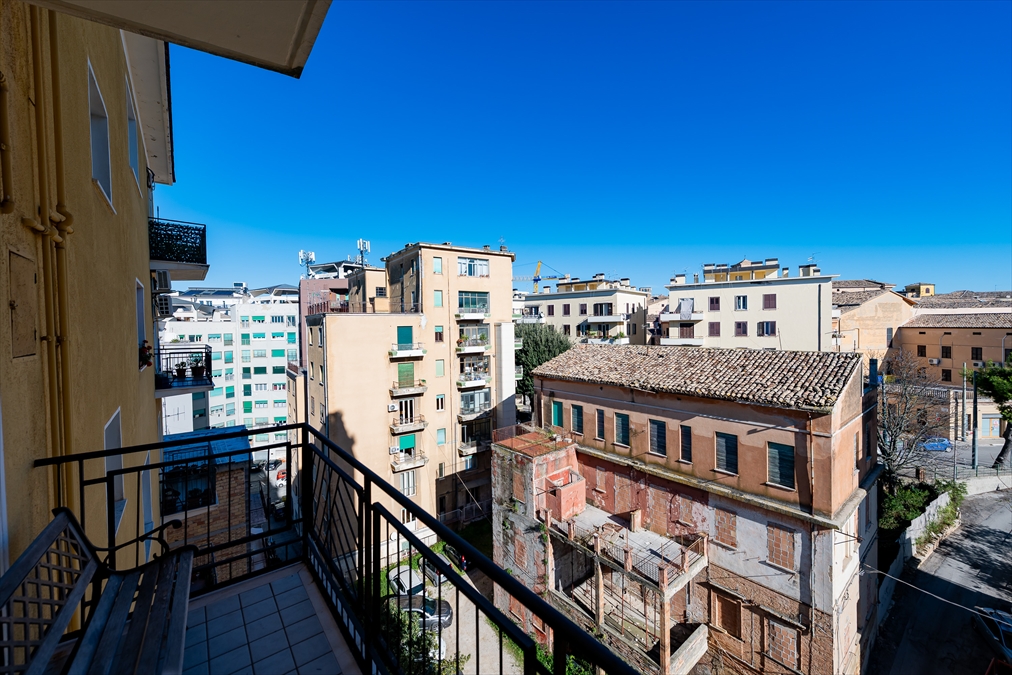 Immagine 21 di Appartamento in vendita  in Via 123^ Brigata Fanteria a Chieti