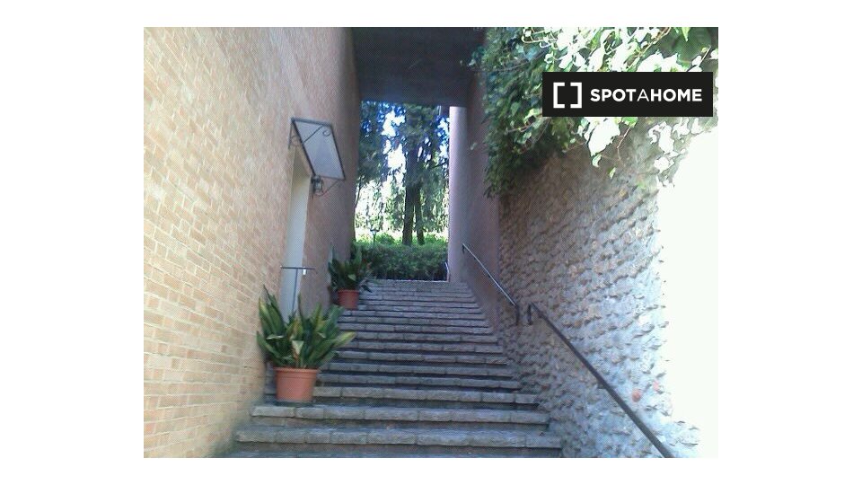 Immagine 13 di Camera condivisa in affitto  in Via del Beato Egidio a Perugia