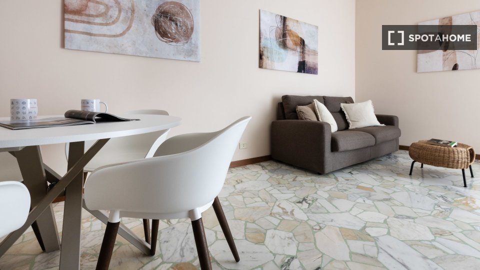 Immagine 8 di Appartamento in affitto  in Viale Campania a Milano