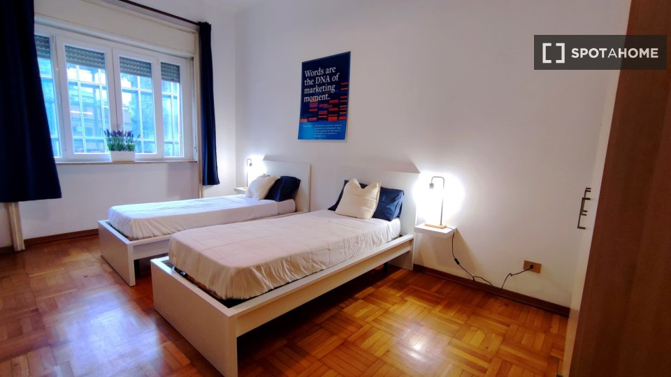 Immagine 14 di Appartamento in affitto  in Via Padova a Milano