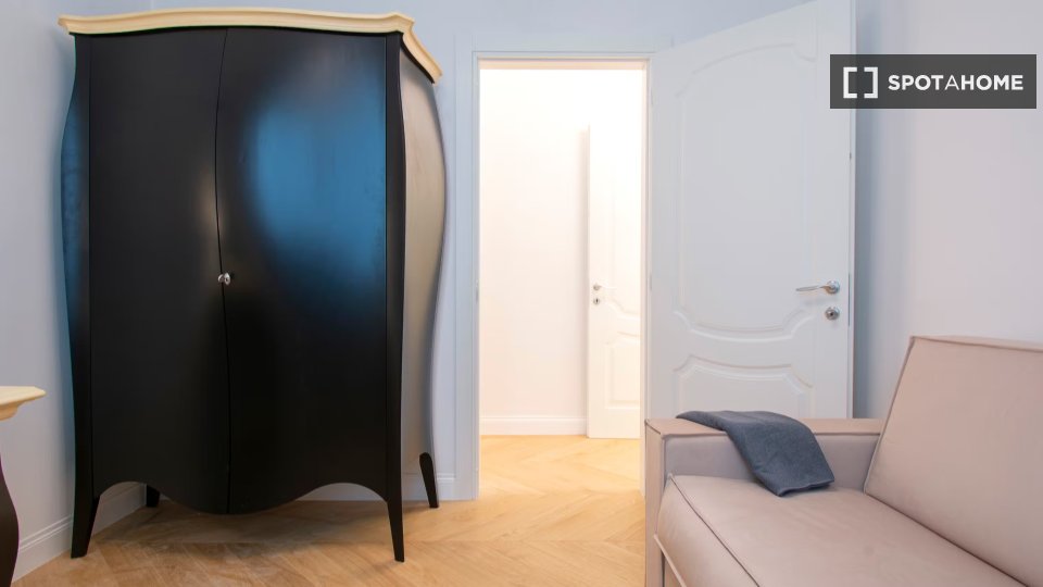 Immagine 11 di Appartamento in affitto  in Via Camillo Cavour a Firenze