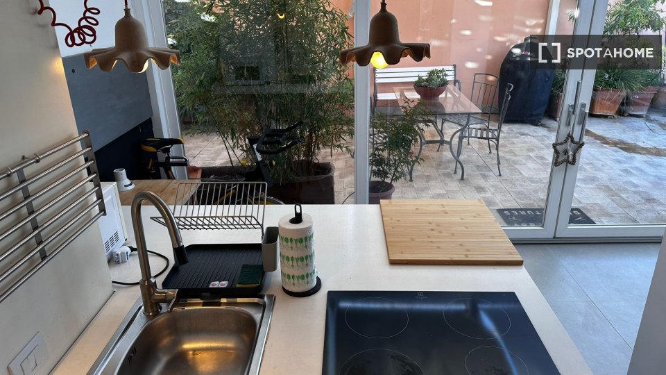 Immagine 4 di Appartamento in affitto  in Via Alberto Ascari a Roma