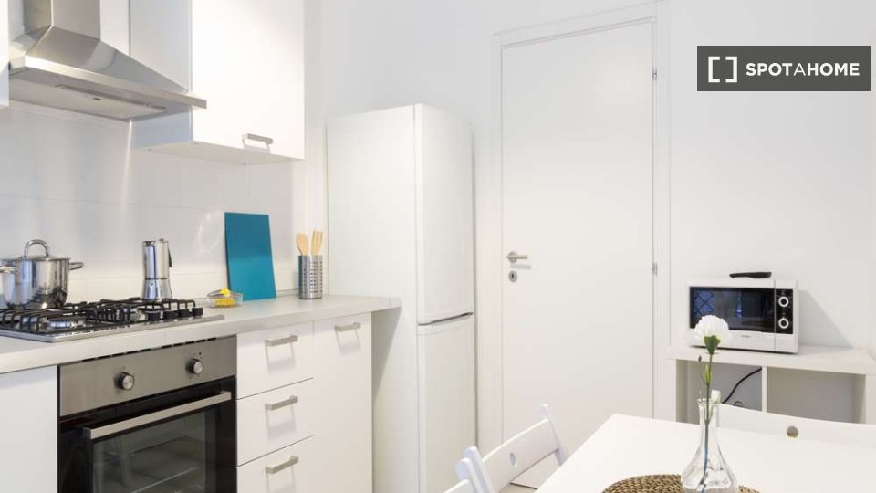 Immagine 12 di Camera condivisa in affitto  in Via Dei Mandorli Milan a Buccinasco