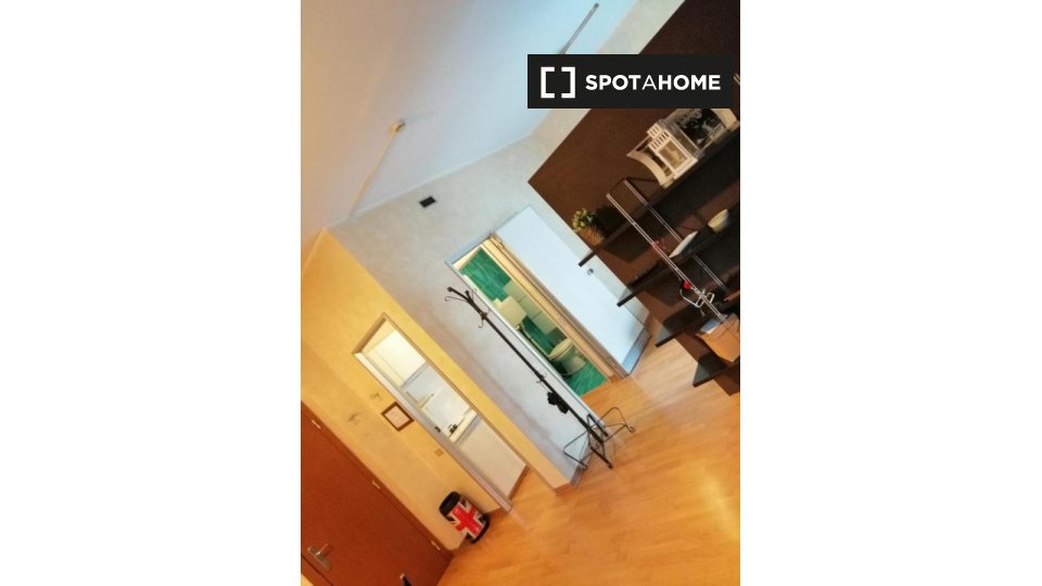 Immagine 5 di Ufficio in affitto  in Via Nizza a Torino