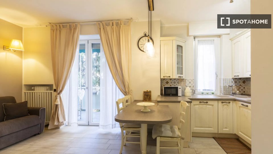 Immagine 3 di Appartamento in affitto  in Via Gattamelata a Milano