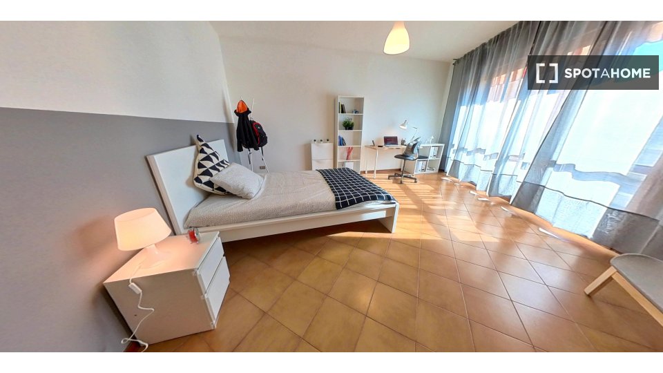 Immagine 7 di Camera condivisa in affitto  in via Piovese a Padova