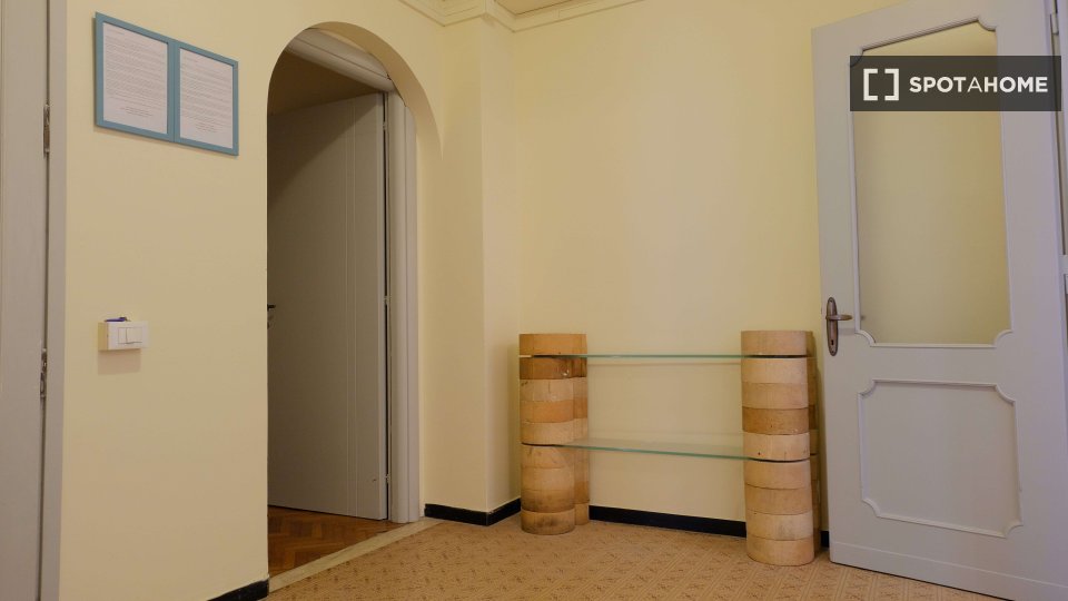 Immagine 17 di Camera condivisa in affitto  in Via Pola n a Cagliari