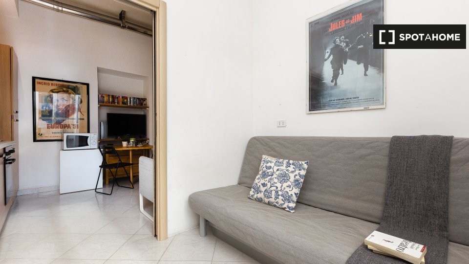 Immagine 9 di Appartamento in affitto  in Via Raimondo Montecuccoli a Roma