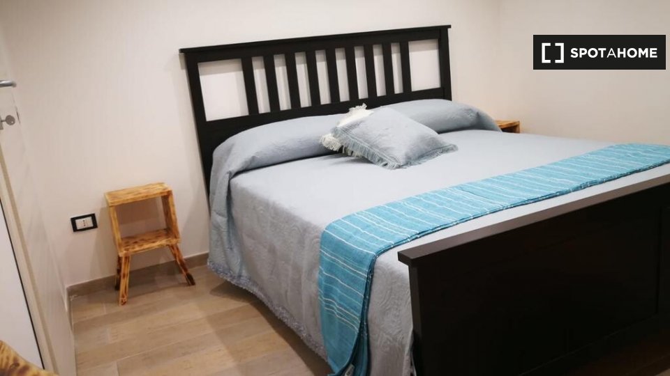 Immagine 9 di Appartamento in affitto  in Vico Barre a Napoli