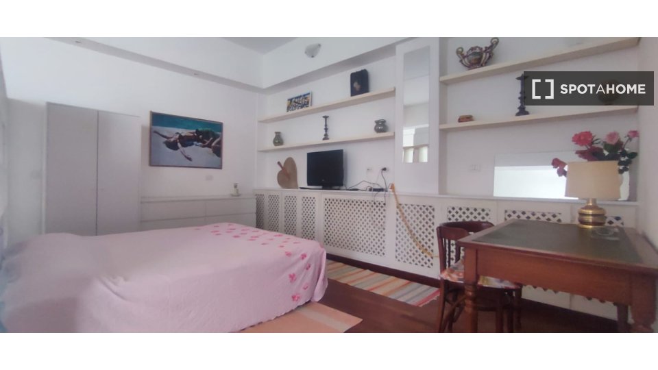 Immagine 9 di Ufficio in affitto  in Via S. Pio V a Roma