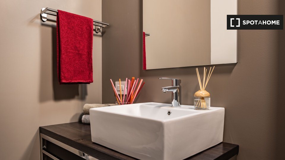 Immagine 6 di Camera condivisa in affitto  in Via Paganini a Rovereto