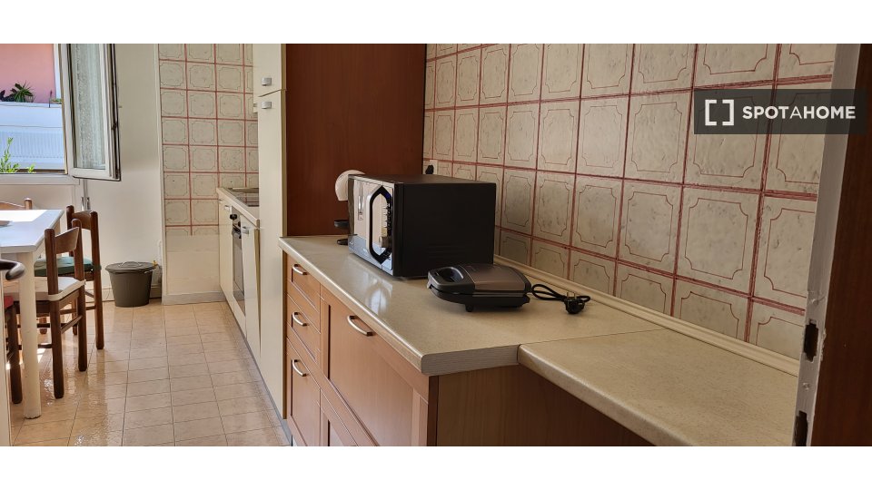 Immagine 3 di Camera condivisa in affitto  in Via Tripoli a Padova