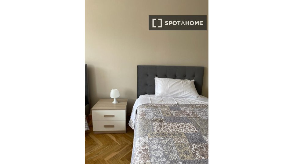 Immagine 8 di Appartamento in affitto  in Piazza della Repubblica a Torino