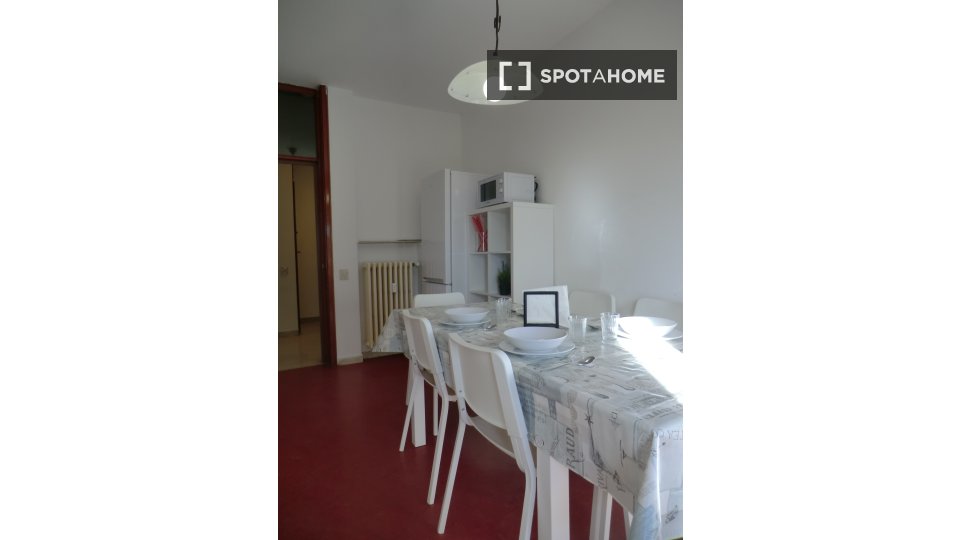 Immagine 14 di Camera condivisa in affitto  in via Vecchia a Padova