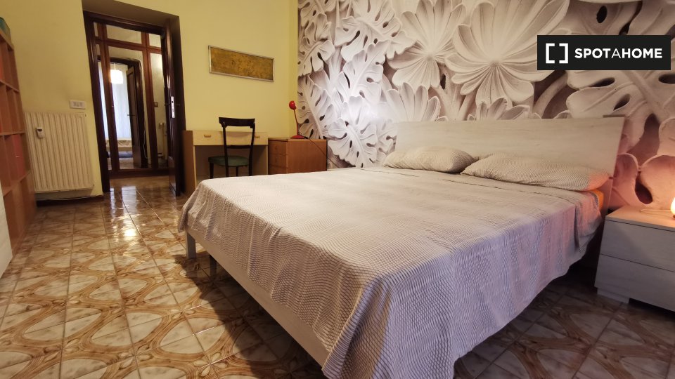 Immagine 3 di Camera condivisa in affitto  in Via Mecenate a Roma