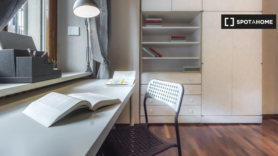 Immagine 5 di Camera condivisa in affitto  in Via Principi d'Acaja a Torino