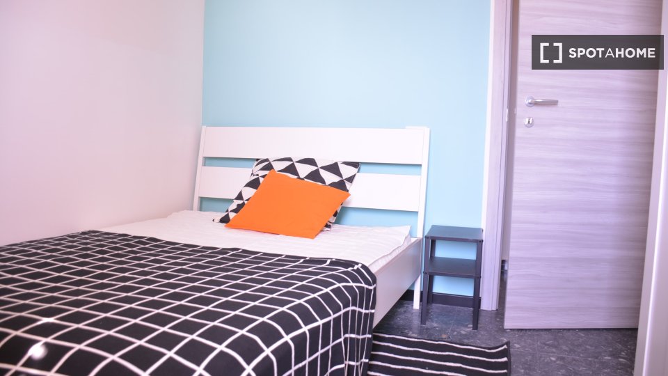 Immagine 11 di Camera condivisa in affitto  in Via dei Passeri a Cagliari