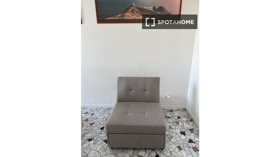 Immagine 17 di Appartamento in affitto  in Ripa di Porta Ticinese a Milano