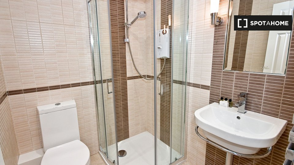 Immagine 5 di Appartamento in affitto  in Flat a 