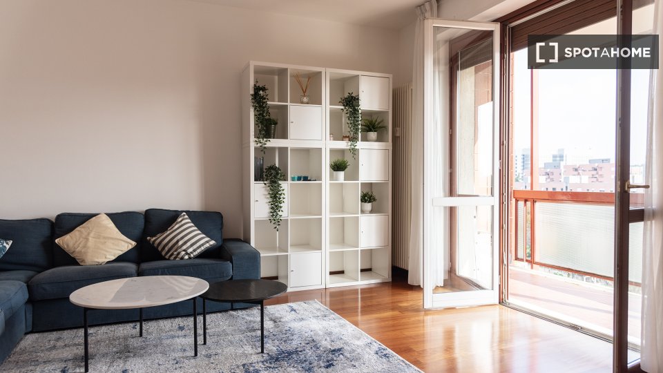 Immagine 1 di Appartamento in affitto  in Via Antonio Cechov a Milano