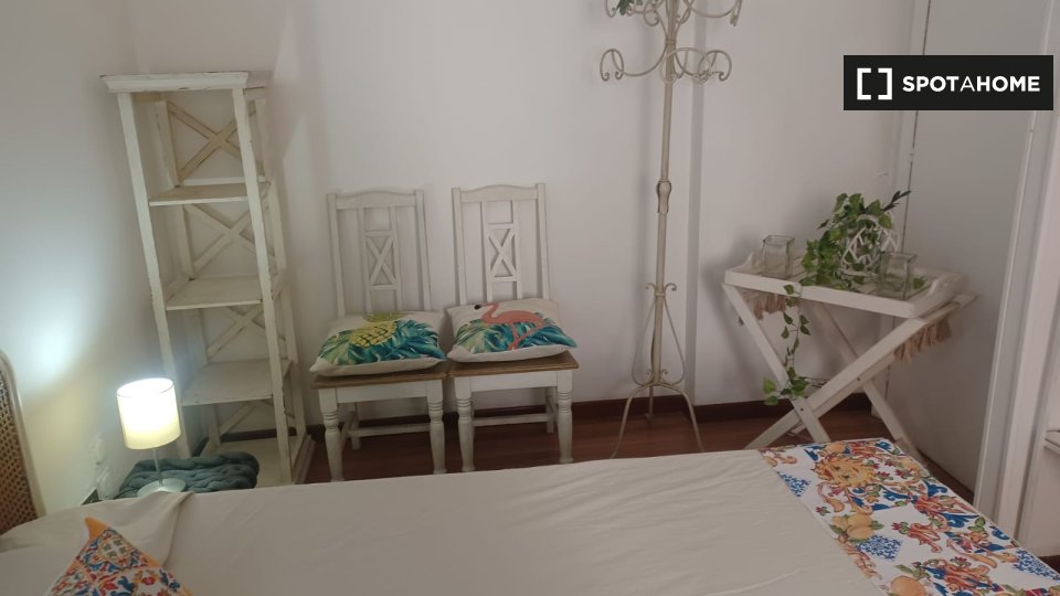 Immagine 4 di Camera condivisa in affitto  in Largo Francesco Anzani a Roma