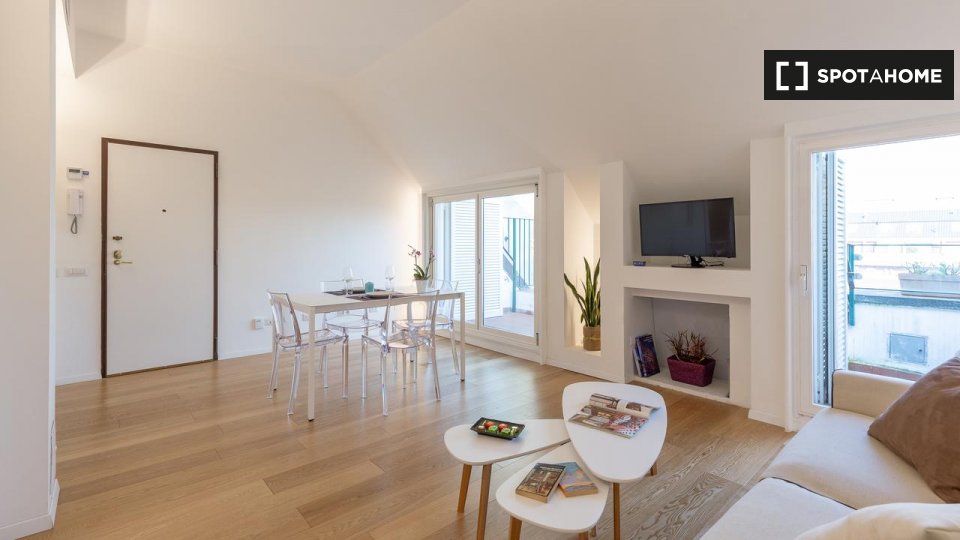 Immagine 5 di Appartamento in affitto  in Viale Papiniano a Milano