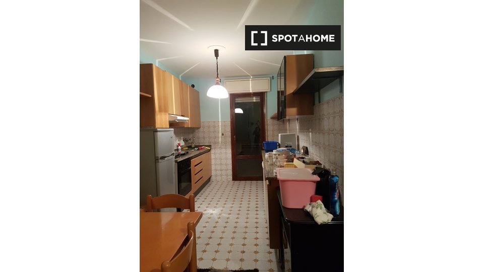 Immagine 12 di Camera condivisa in affitto  in Via Luciano Manara a Padova