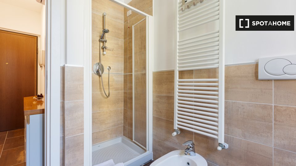 Immagine 16 di Ufficio in affitto  in Via Neera a Milano