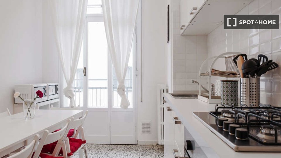 Immagine 14 di Camera condivisa in affitto  in Via delle Belle Arti a Bologna