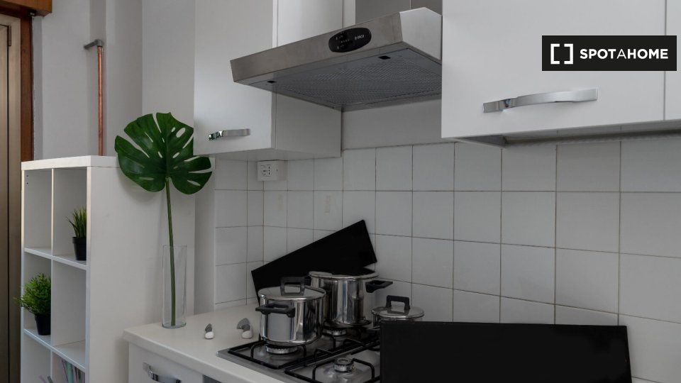 Immagine 5 di Camera condivisa in affitto  in Via Antonio Rosmini a Trento