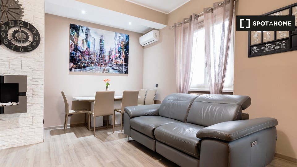 Immagine 17 di Appartamento in affitto  in Viale Zara a Milano