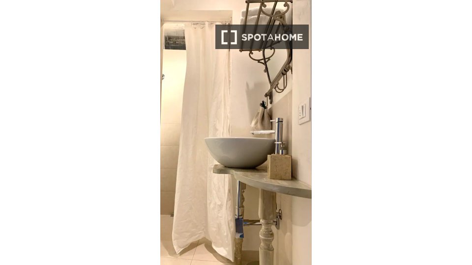 Immagine 6 di Appartamento in affitto  in Piazza Desiderio a Firenze