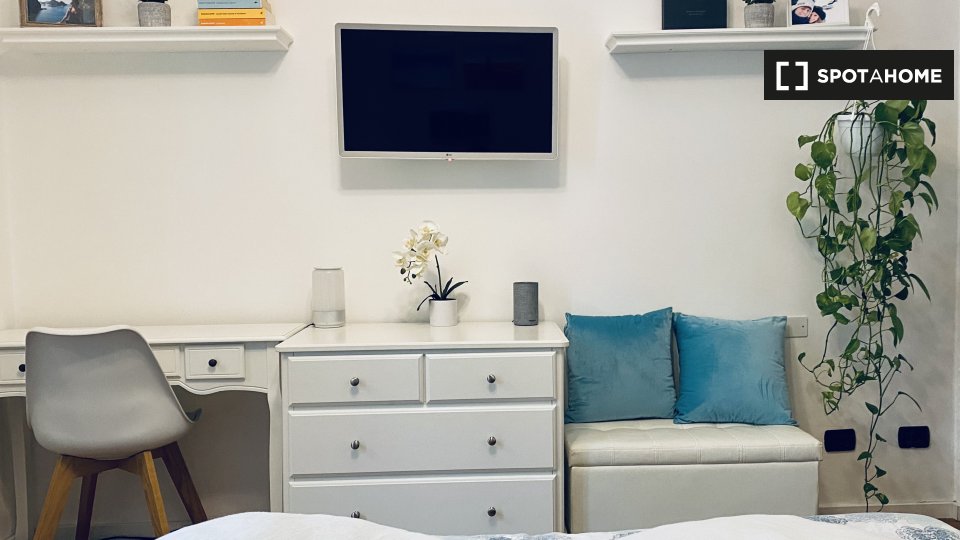 Immagine 9 di Appartamento in affitto  in Via Arbe a Milano