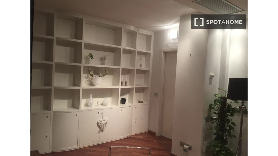 Immagine 16 di Ufficio in affitto  in Via Giuseppe Ripamonti a Milano