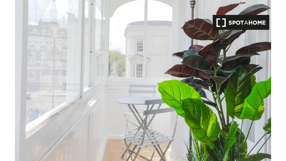 Immagine 7 di Appartamento in affitto  in Church St a Staines