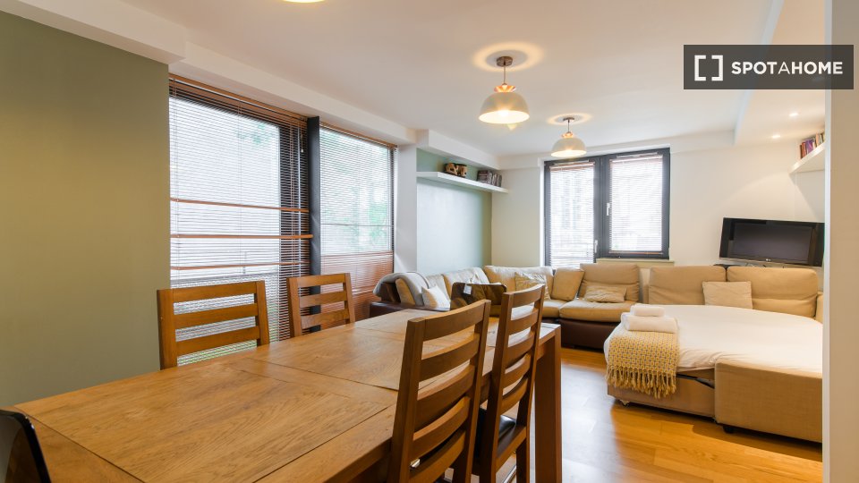 Immagine 14 di Appartamento in affitto  in /8 Old Fishmarket Cl a Old Town