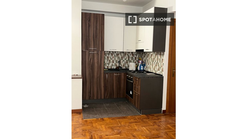 Immagine 6 di Appartamento in affitto  in V. Aurelia a Roma