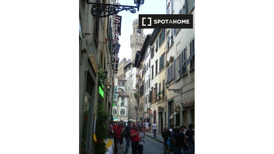 Immagine 7 di Appartamento in affitto  in Via del Castello D'Altafronte a Firenze