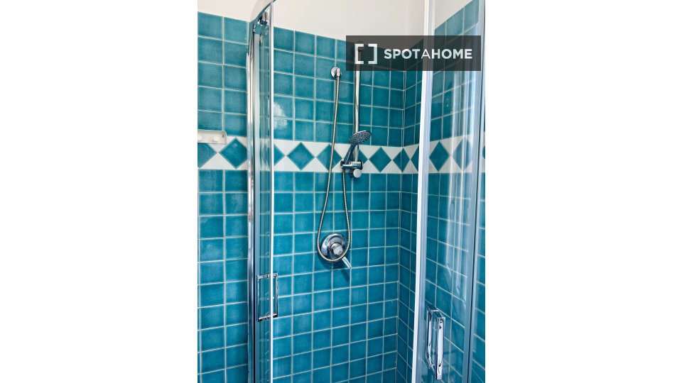 Immagine 12 di Ufficio in affitto  in Via Sebino a Milano