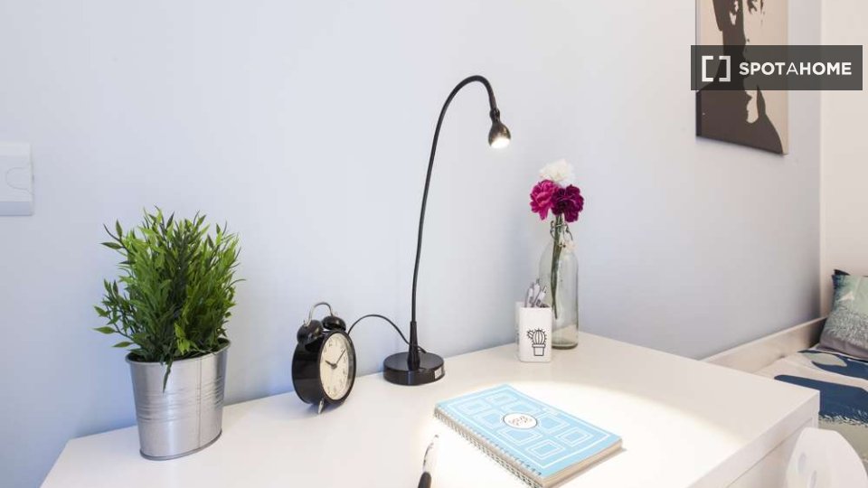 Immagine 1 di Camera condivisa in affitto  in Via Privata San Martiniano Milan a Milano